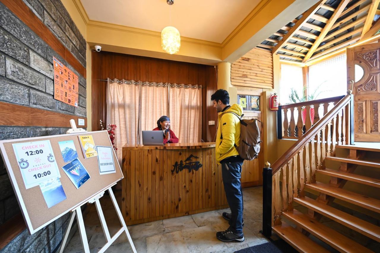 Nagar  Zostel Dobhi, Manaliホステル エクステリア 写真